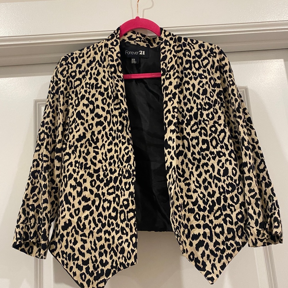 Leopard print forever 21 blazer size medium. Great condition